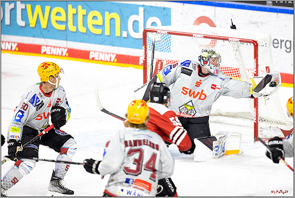 PENNY DEL;  Kölner Haie - Fischtown Pinguins; Köln, 04.10.2022